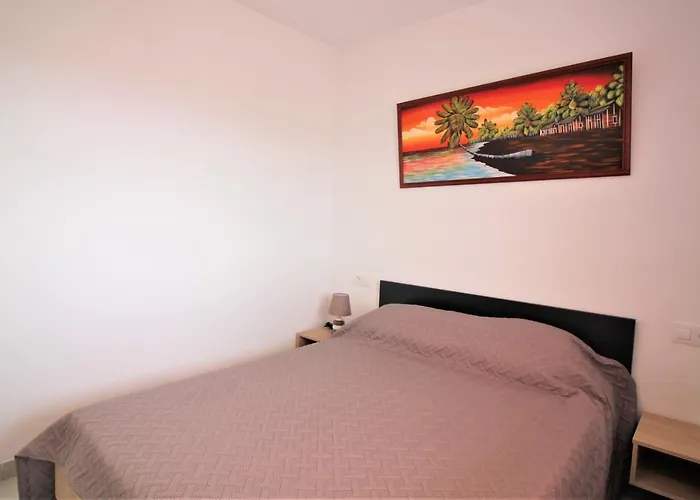 Global Immo 2189 Rocmar 3 3 C Apartman Roses